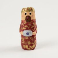 Figura del Rei Gaspar de pessebre en versió Mini, feta a mà a Olot per Pigmis.